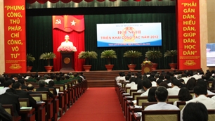 กระทรวงยุติธรรมจัดการประชุมการปฏิบัติหน้าที่ในปี 2012